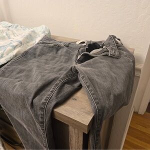 Universal Men's Charcoal Relaxed Jeans